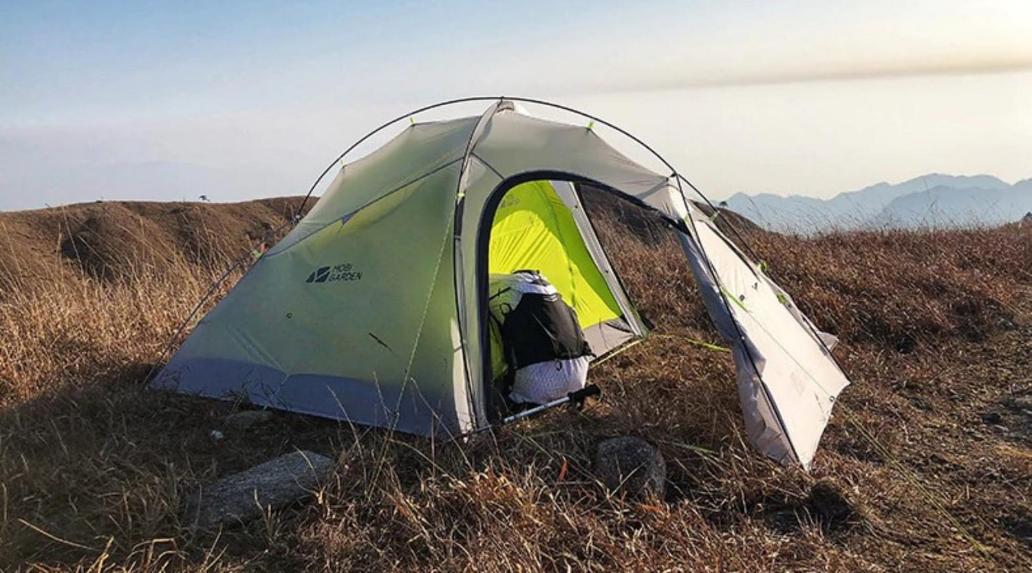 Tente 3 places avec auvent blanche - Light Knight 3 de Mobi Garden - Tente Légère