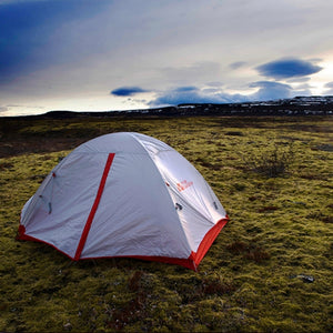 Tente 2 places Cold Mountain 2 de Mobi Garden - Tente autoportante - Tente Blanche et rouge